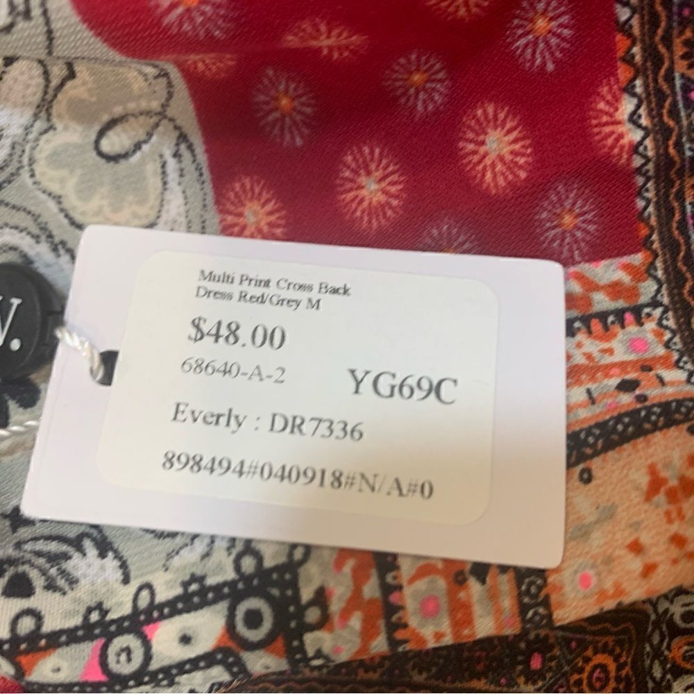 NWT Everly Multi print crisscross back dress with pockets - Picture 12 of 13